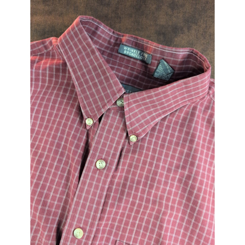 Van Heusen Mens Wrinkle Free Broadcloth Button Down Shirt Burgundy L 16-16.5